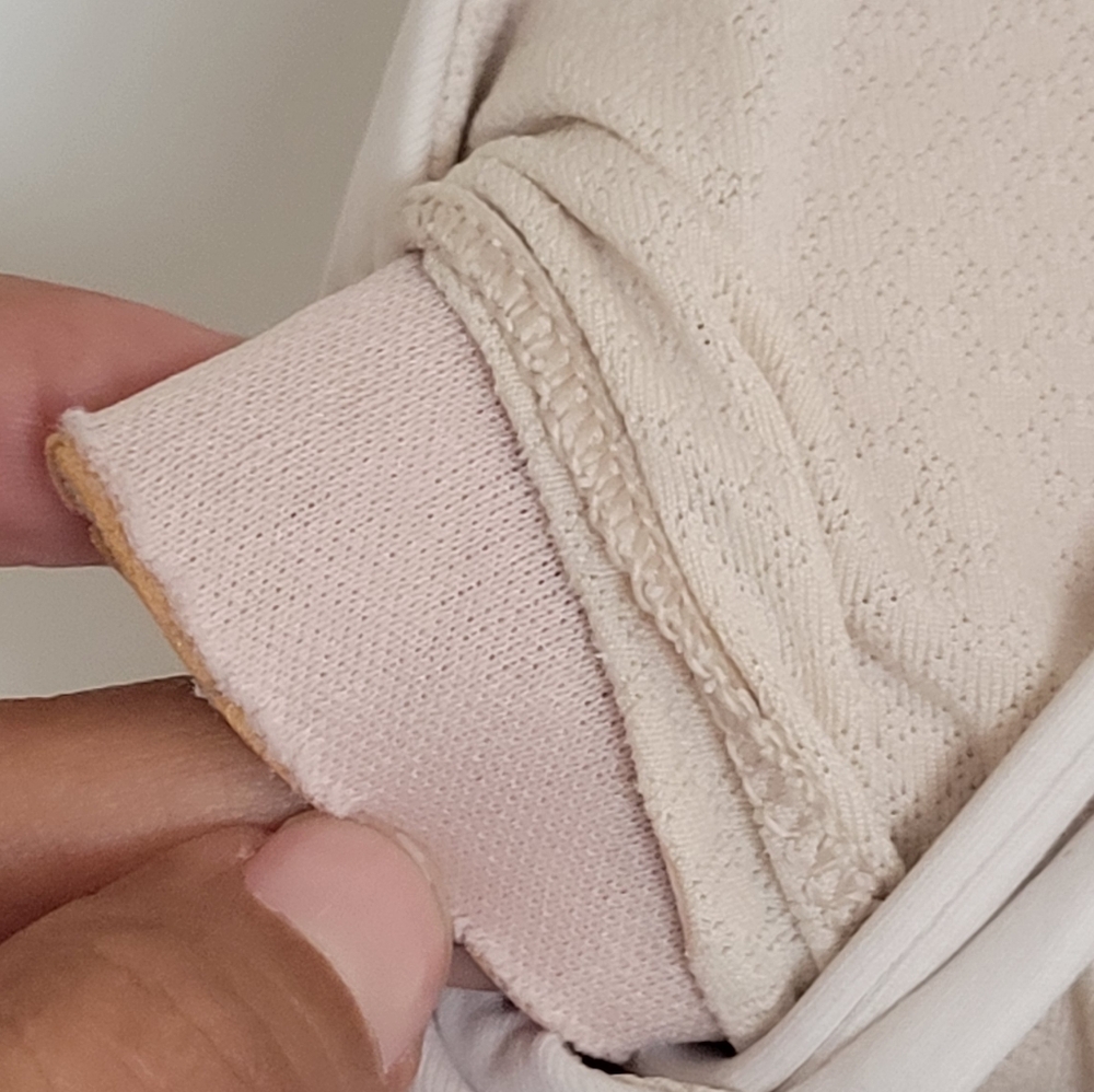 Lululemon Free To Be Bra Size 4 - Picture 5 of 5